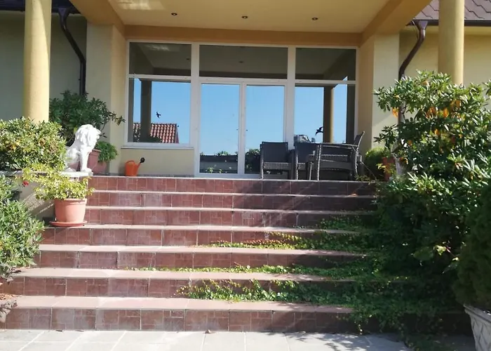 Rezident Consult S.r.o. 3*